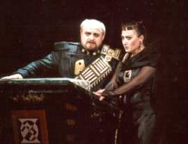 Ivan Kusnjer as Macbeth, Prague National Theatre, 2002