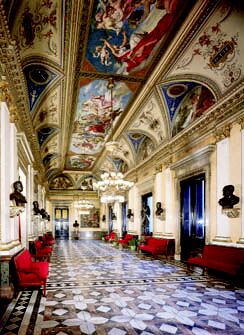 Prague opera: First balcony hall of the Prague National Theatre. Prague opera tickets online